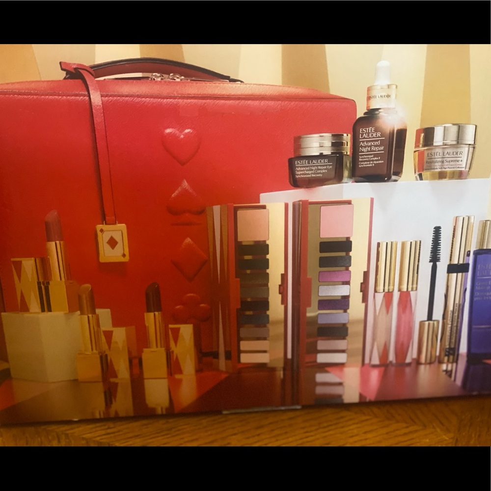 Estée Lauder 12 FULL size nude & glam set